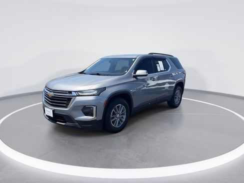 Used 2023 Chevrolet Traverse LT AWD/4WD image 4