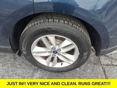 Used 2017 Ford Edge SEL image 10