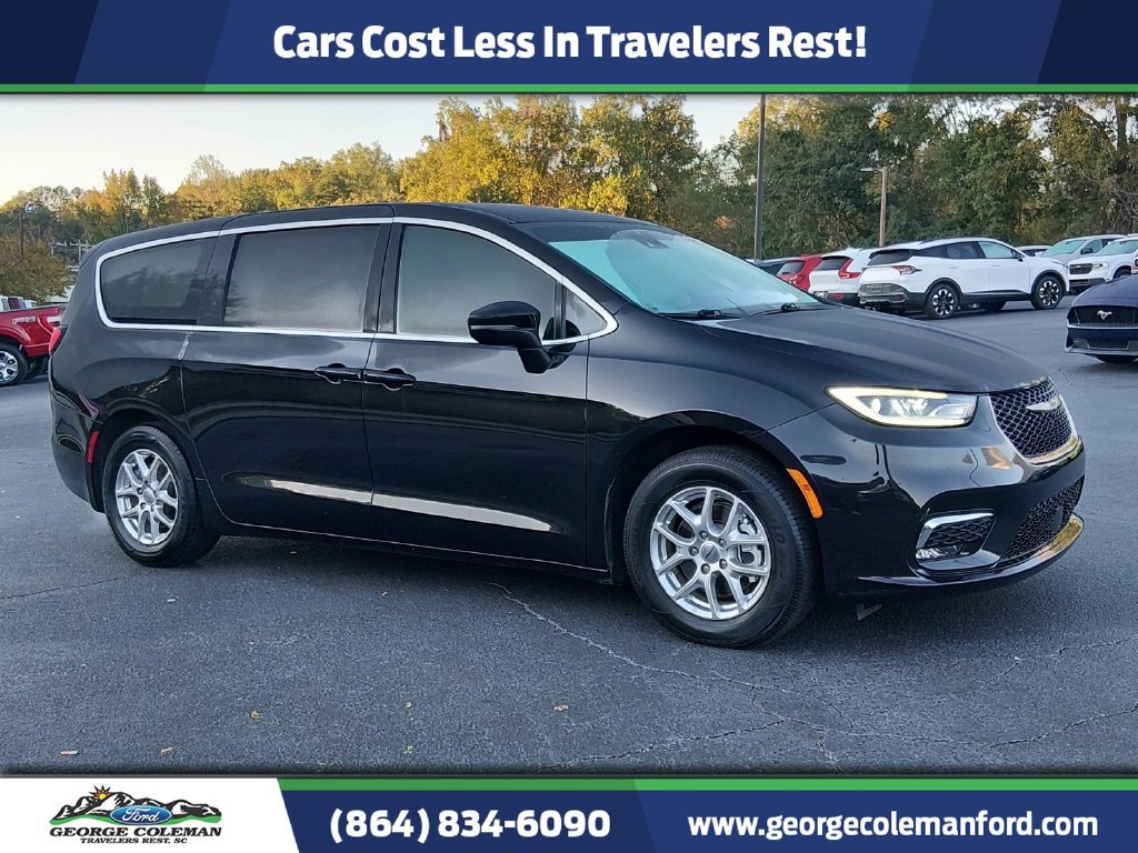 Used 2023 Chrysler Pacifica Touring-L FWD 360° Tour