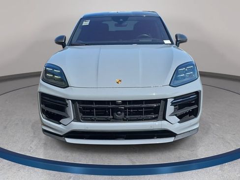 Used 2024 Porsche Cayenne Turbo GT AWD/4WD image 3