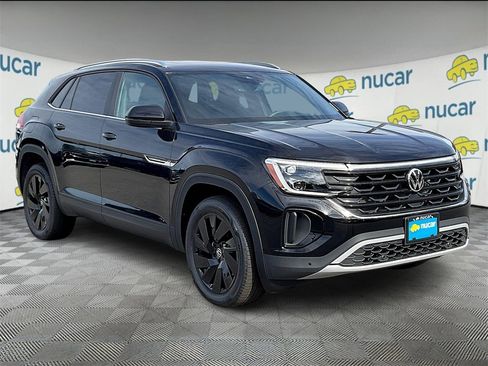 New 2026 Volkswagen Atlas Cross Sport SE image 1
