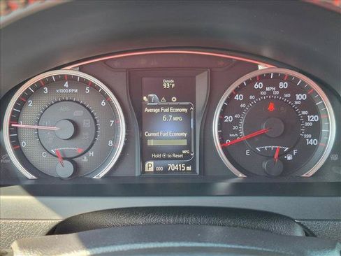 Used 2015 Toyota Camry SE FWD image 11