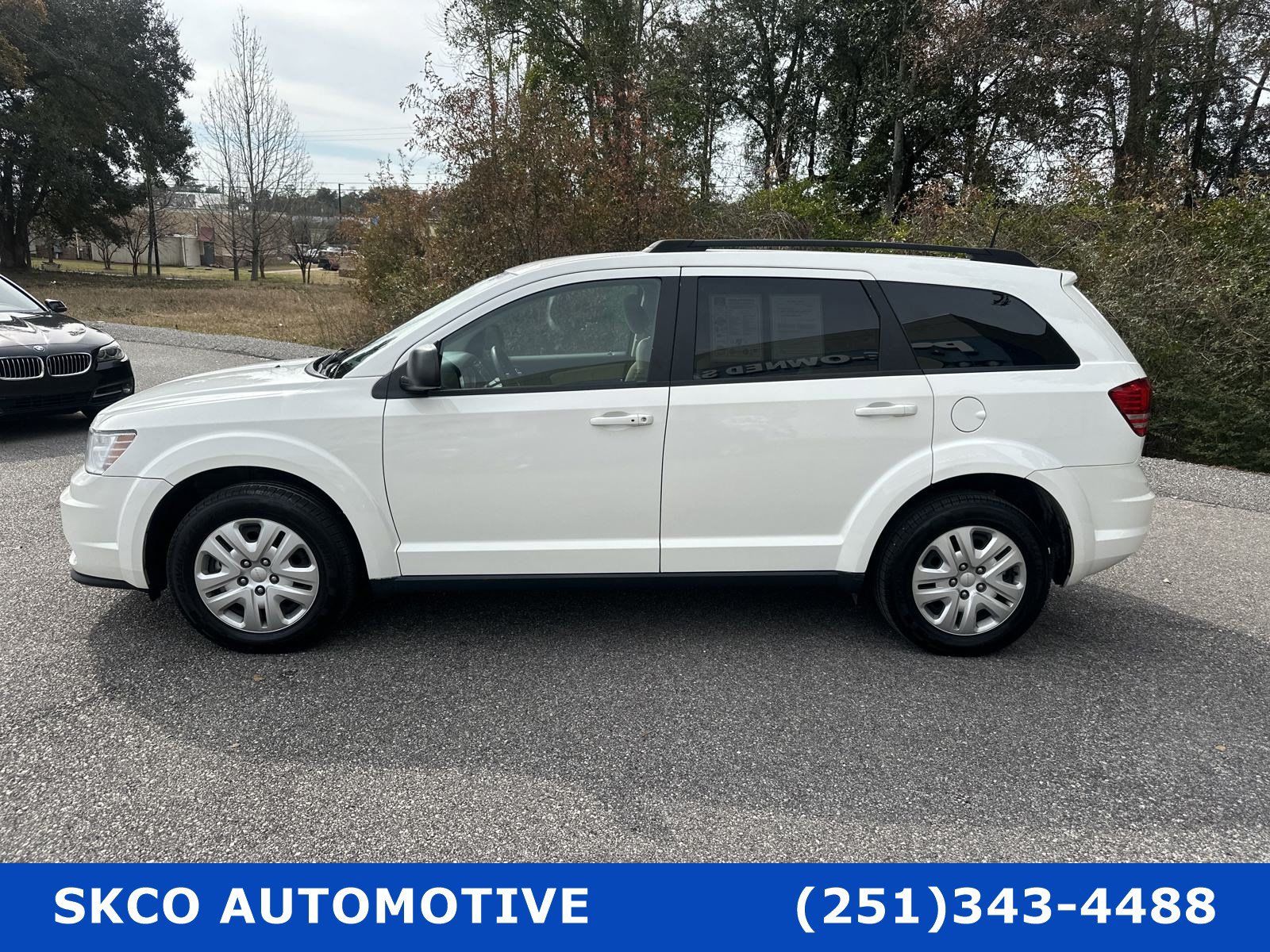 Used 2020 Dodge Journey SE FWD image 2