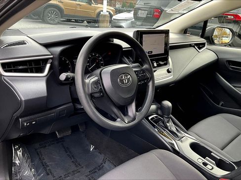 Used 2023 Toyota Corolla LE image 13