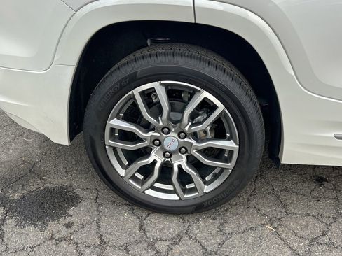 Used 2022 GMC Terrain Denali image 13