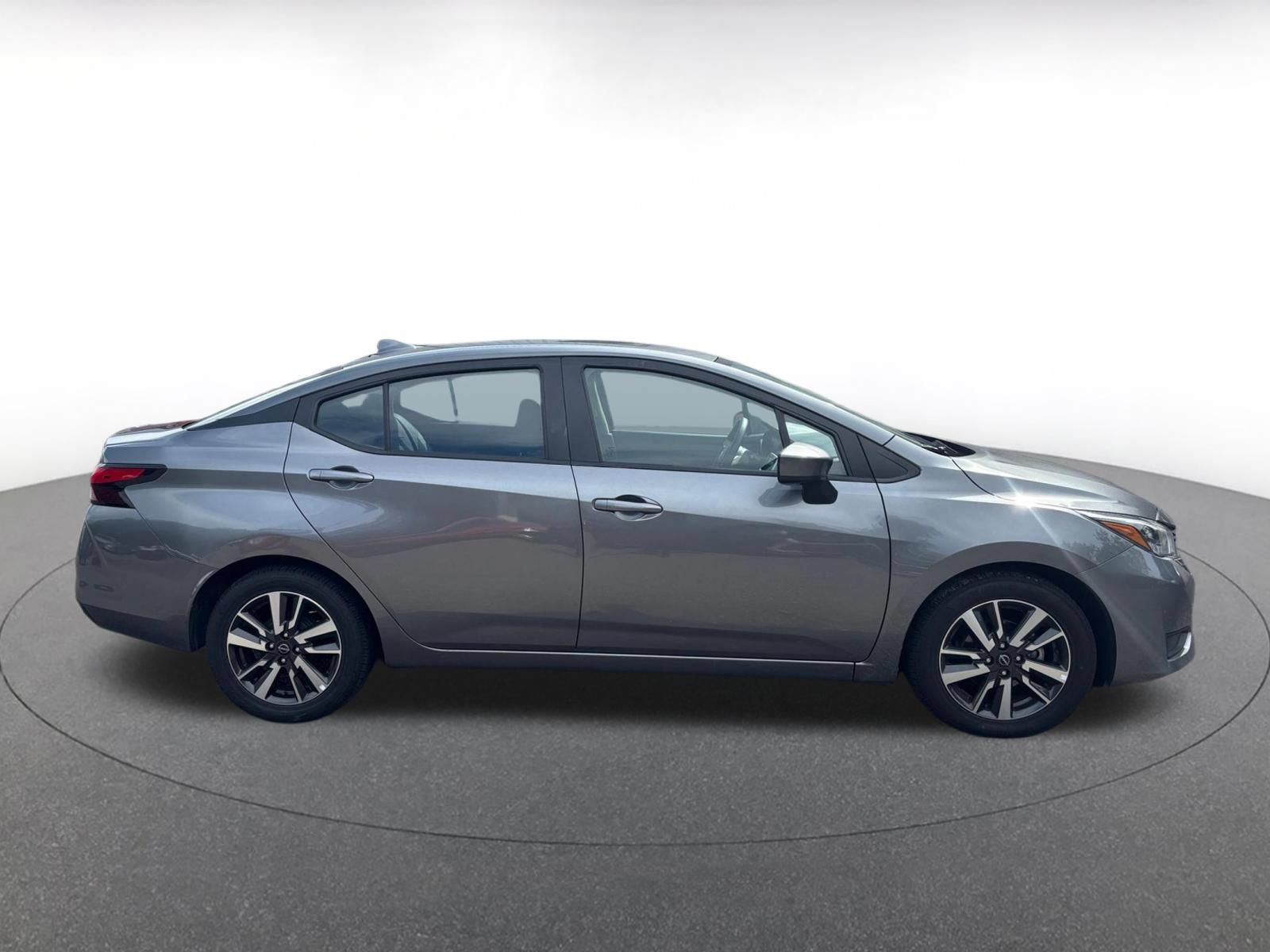 Used 2025 Nissan Versa SV FWD image 14
