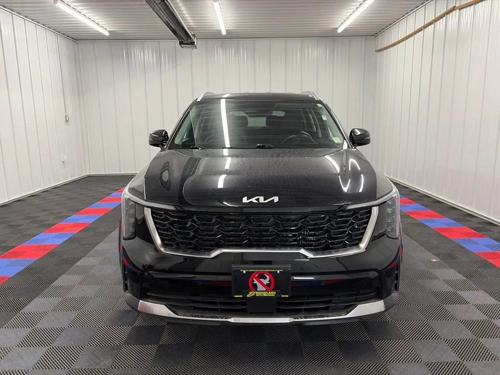 Used 2025 Kia Sorento X-Line EX AWD/4WD image 7