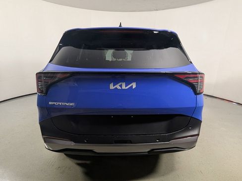 New 2026 Kia Sportage EX w/ EX Panorama Roof Package FWD image 6