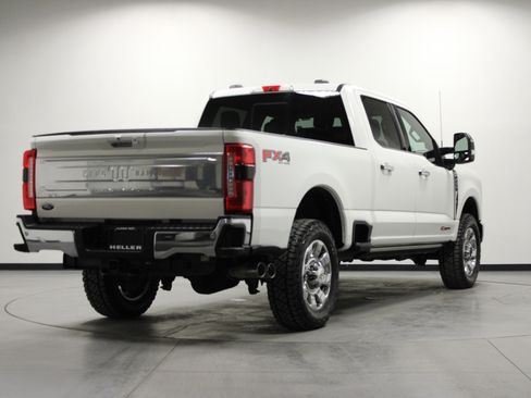 Used 2024 Ford F250 King Ranch w/ Chrome Package image 4