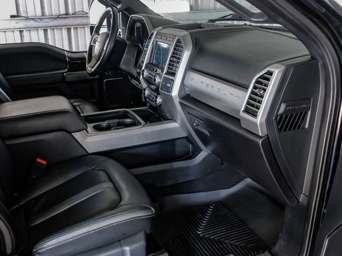 Used 2020 Ford F250 Platinum w/ FX4 Off-Road Package image 12