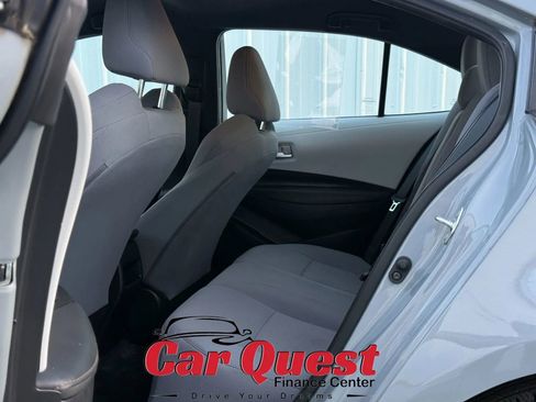 Used 2022 Toyota Corolla SE FWD image 12