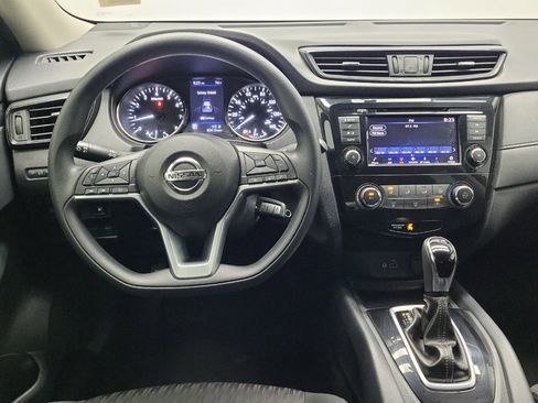 Used 2018 Nissan Rogue S FWD image 22