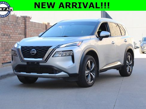 Used 2022 Nissan Rogue Platinum w/ Head-Up Display Package image 1