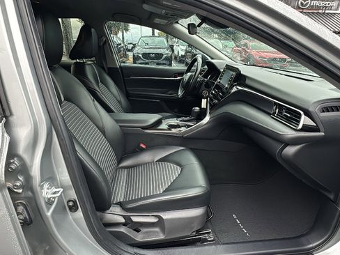 Used 2021 Toyota Camry SE w/ Carpet Mat Package (TMS) image 23