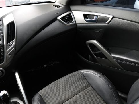 Used 2015 Hyundai Veloster w/ Option Group 03 FWD image 41