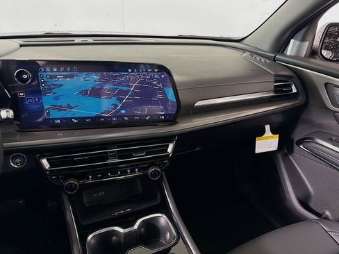 New 2026 Chevrolet Traverse LT w/ Sun and Wheel Package image 25