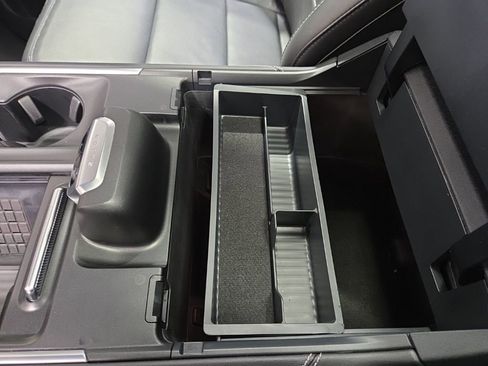 Used 2025 Ford Expedition Max Platinum AWD/4WD image 31