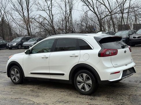 Used 2019 Kia Niro LX image 6
