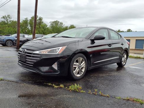 Used 2019 Hyundai Elantra Value Edition w/ Cargo Package image 4
