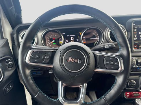 Used 2023 Jeep Wrangler Unlimited Rubicon 4xe w/ Cold Weather Group AWD/4WD image 14