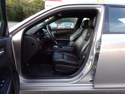 Used 2017 Chrysler 300 S image 14