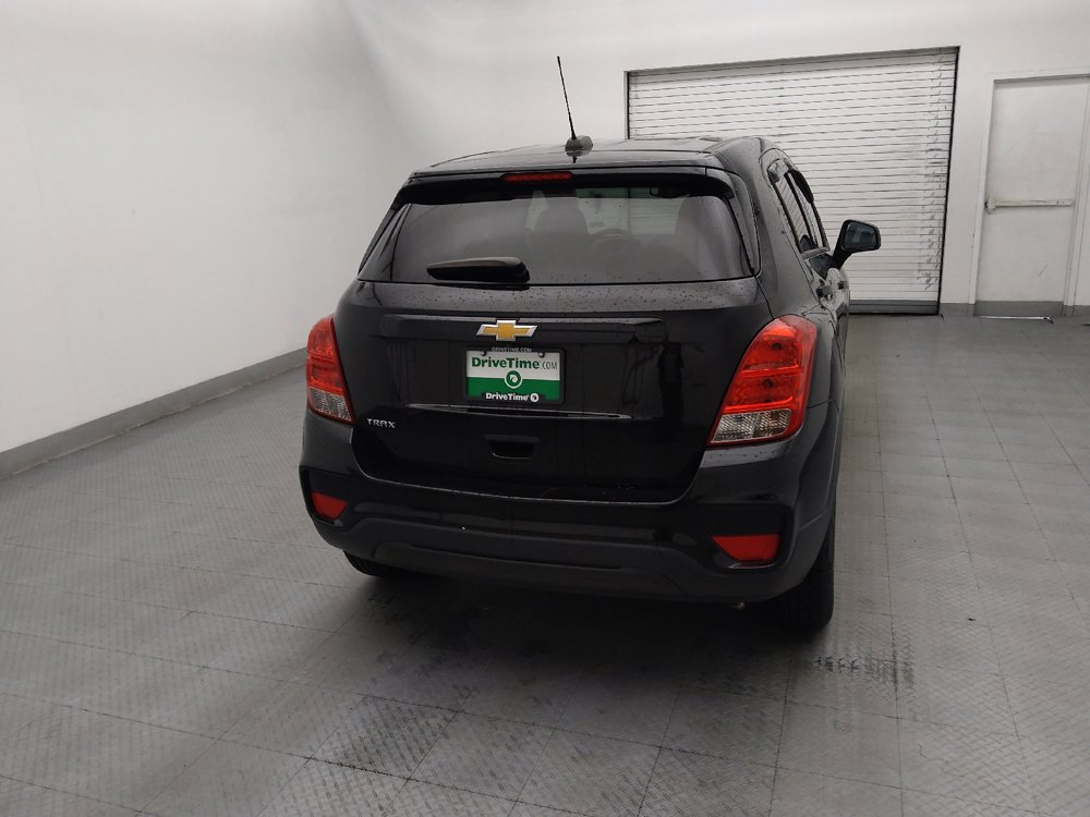 Used 2021 Chevrolet Trax LS w/ Tint and Cruise Package FWD image 7