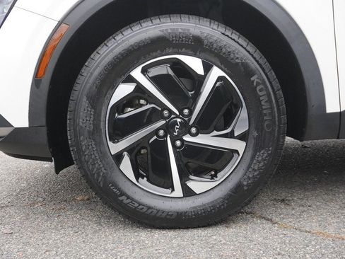 Used 2023 Kia Sportage LX image 20