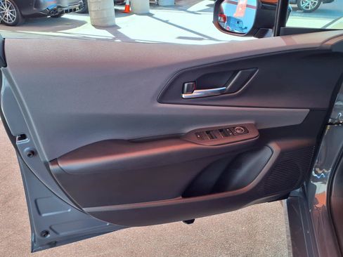 Certified 2025 Toyota Prius XLE FWD image 14
