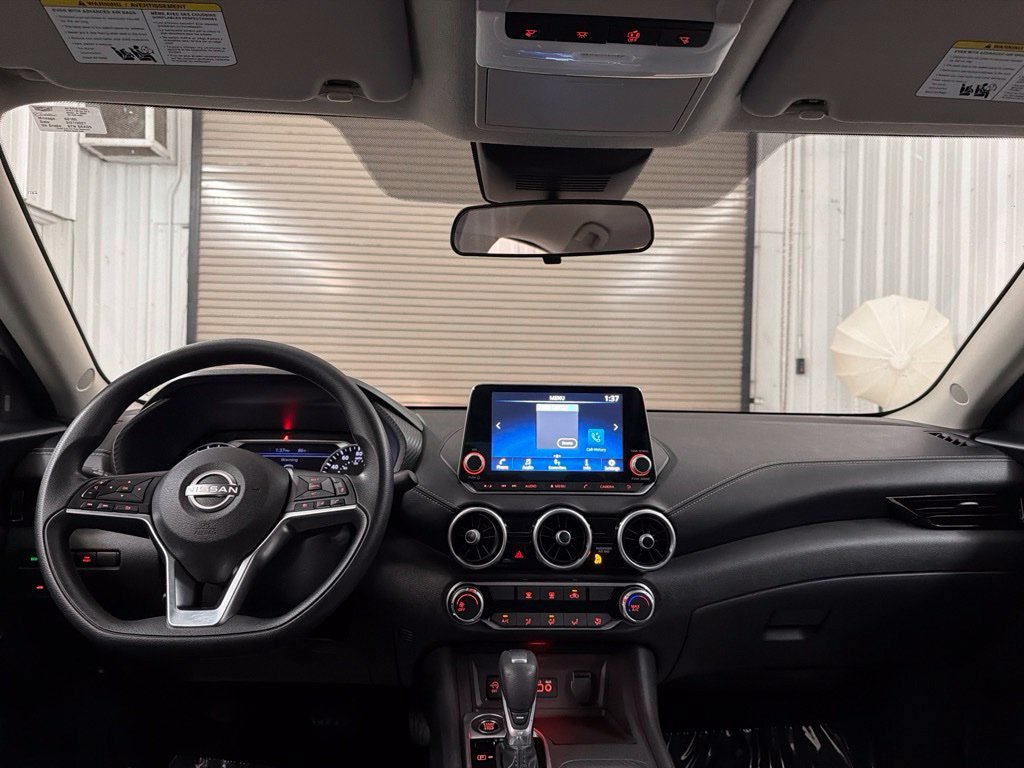 Used 2024 Nissan Sentra SV FWD image 33