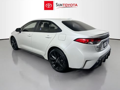 Used 2024 Toyota Corolla SE FWD image 6