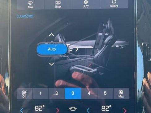 Certified 2023 Volvo XC90 T8 Plus w/ Protection Package image 21