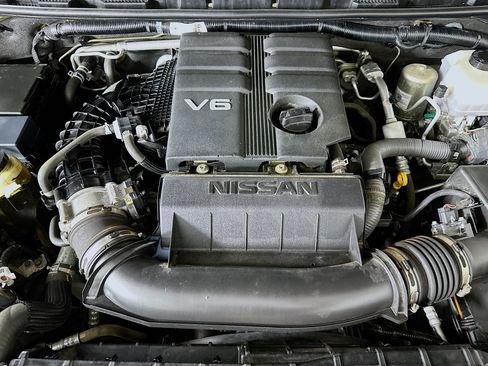 Used 2022 Nissan Frontier SV image 31