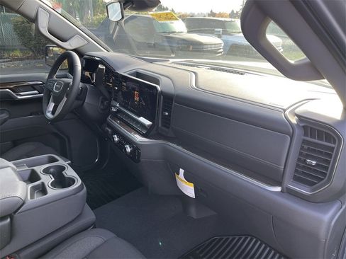 New 2026 GMC Sierra 1500 Elevation image 28