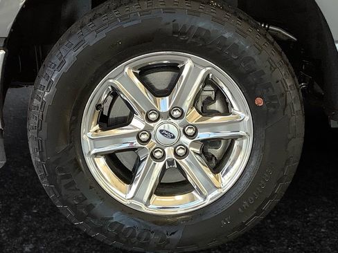 Used 2024 Ford F150 XLT w/ Mobile Office Package image 27