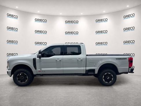 Used 2025 Ford F250 Lariat w/ Tremor Off-Road Package AWD/4WD image 4