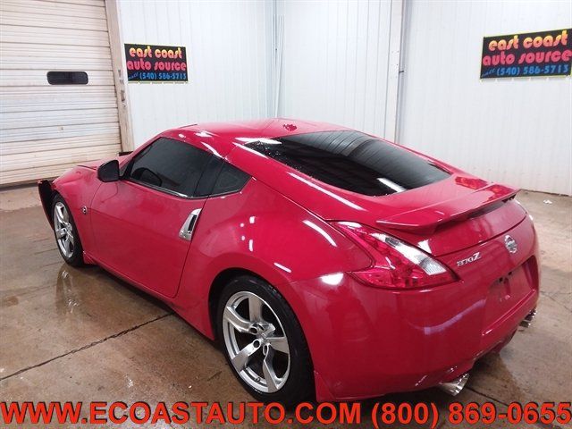 Used 2009 Nissan 370Z Touring RWD image 3