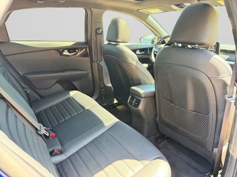 Used 2021 Kia Forte GT w/ GT2 Package FWD image 32