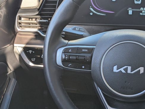 Certified 2025 Kia Sportage EX w/ Premium Package image 17