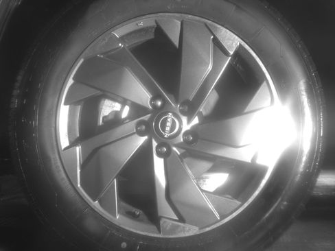 Used 2025 Nissan Rogue SV FWD image 12