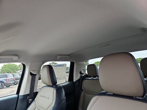New 2026 Ford Maverick Lariat AWD/4WD image 22
