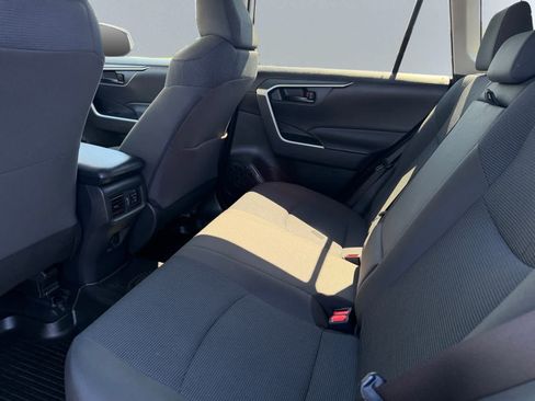 Used 2024 Toyota RAV4 LE AWD/4WD image 18