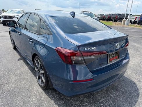 Used 2025 Honda Civic Sport image 35