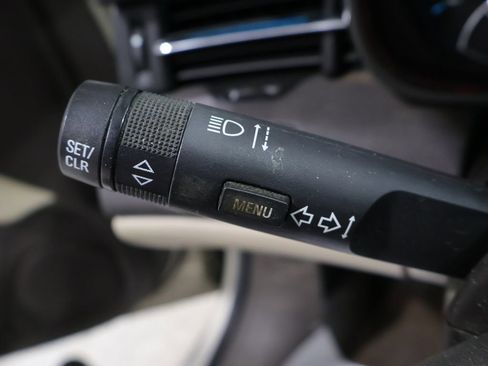 Used 2015 Chevrolet Malibu LT image 28