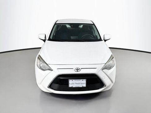 Used 2017 Toyota Yaris iA FWD image 6