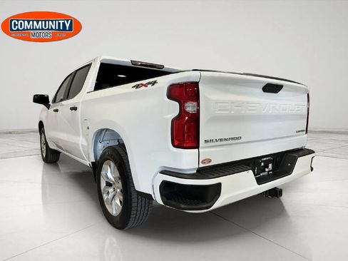 Used 2021 Chevrolet Silverado 1500 Custom AWD/4WD image 4