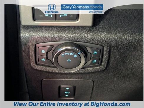 Used 2017 Ford F150 Lariat w/ Equipment Group 502A Luxury image 26