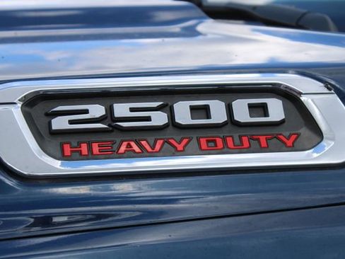 Used 2020 RAM 2500 Tradesman w/ Chrome Appearance Group AWD/4WD image 10