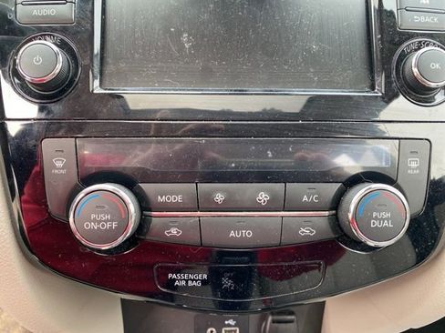 Used 2020 Nissan Rogue Sport SL w/ Premium Package image 22