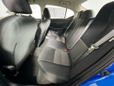 Used 2024 Nissan Sentra SV FWD image 28