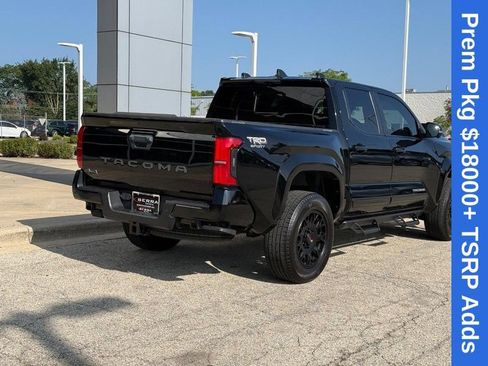 Used 2024 Toyota Tacoma TRD Sport w/ TRD Sport Premium Package AWD/4WD image 3